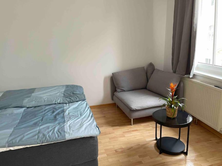Apartment Next To Mariahilferstrasse فيينا المظهر الخارجي الصورة